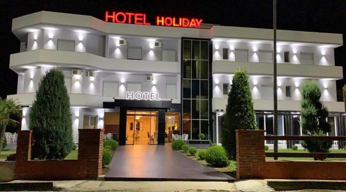 Hotel Holiday Koplik Luaran gambar